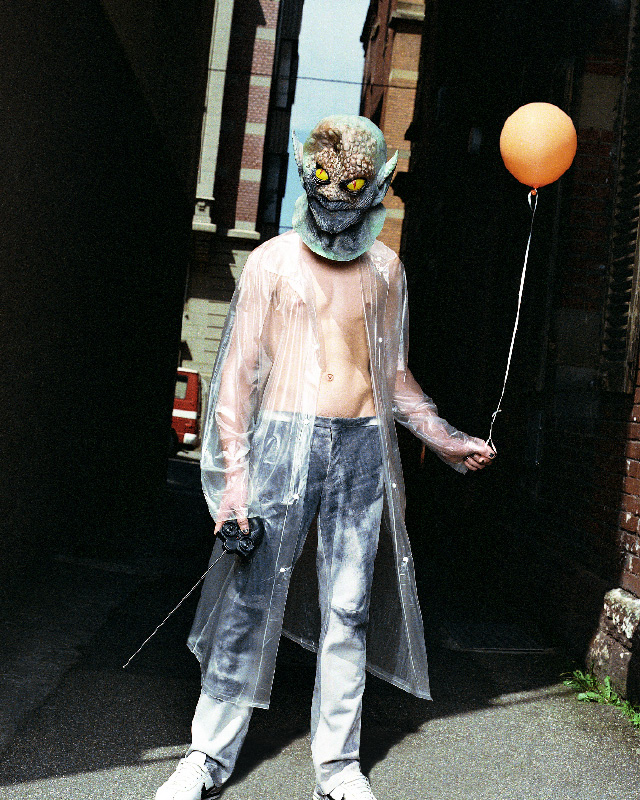 image No 6: ape 06
